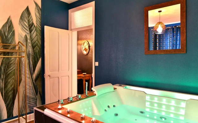 MoonLOVE, SPA/Sauna et Jacuzzi privés, charme et détente.