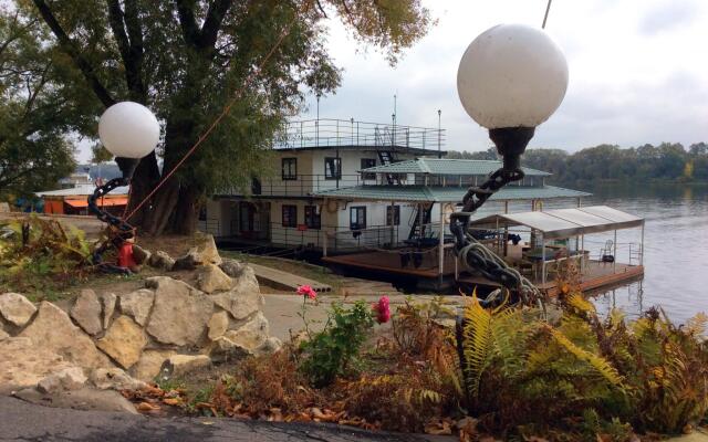 Landing Stage Master