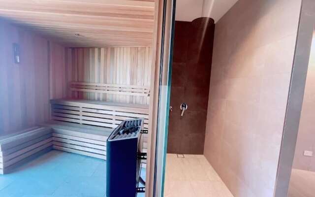 Luxurious 1 Bdrm Apartment in GC Casino