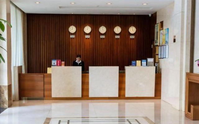 Wenhua Hotel