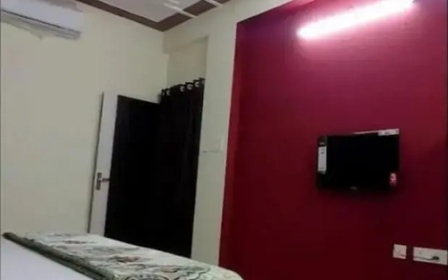 Uphar Homestay - Hotel & Restaurant