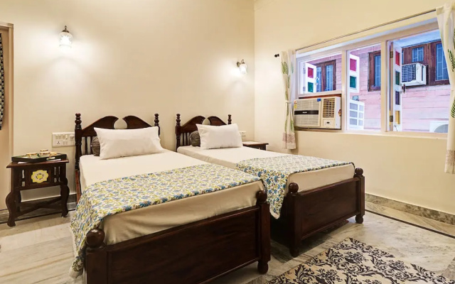 Ashapura Niwas by Vista Rooms
