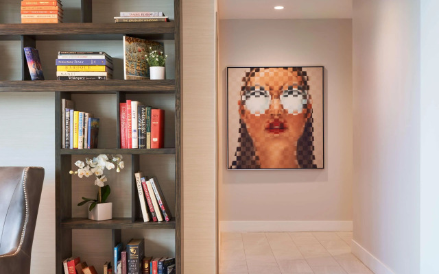 SERENA Hotel Aventura Miami, Tapestry Collection by Hilton