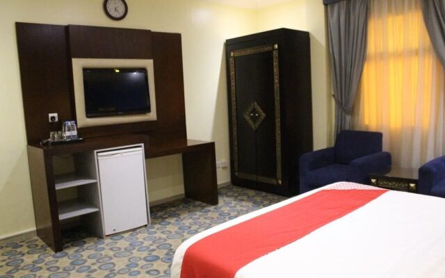 OYO 102 Tobal Al Hamra Hotel Apartments