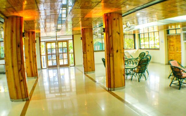 OYO 13328 Rainwood Residency