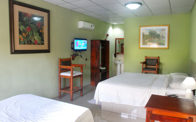 Big Daddy's Beach Club and Hotel