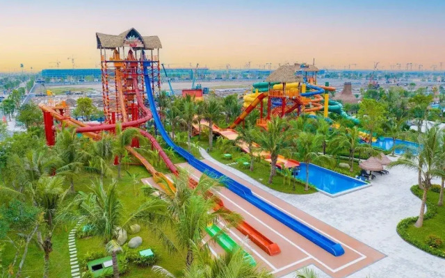 Lyshing Apartment in Vinhomes Grand Park