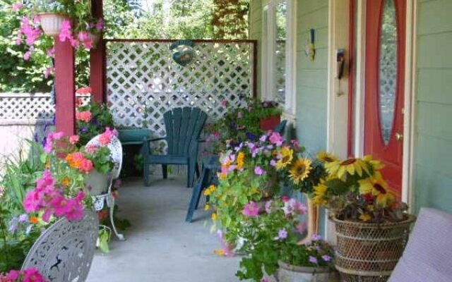 A Scented Garden Bed and Breakfast