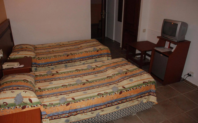 Kleopatra Develi Hotel