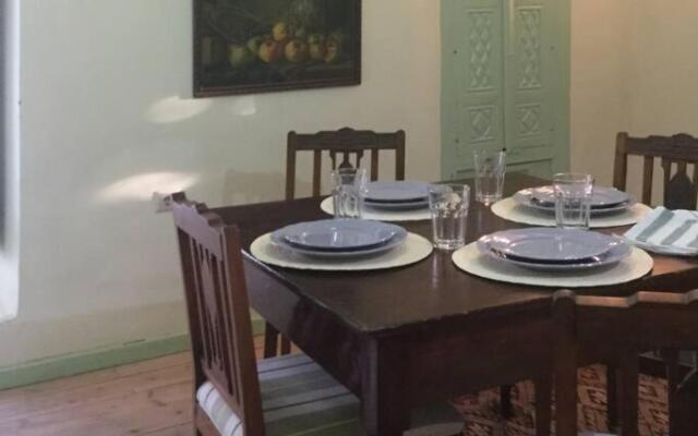 Bouganvilla, elegant residence and peaceful garden
