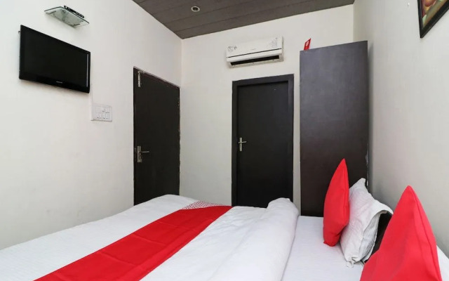 OYO 22977 Hotel Alpine