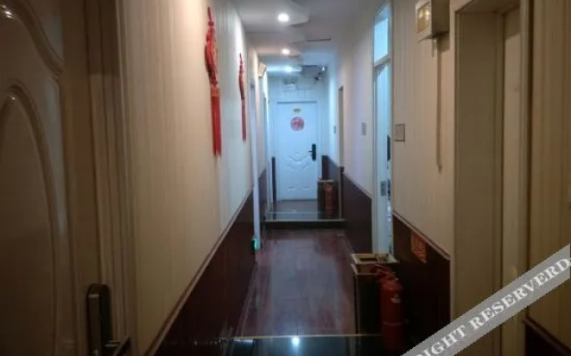 Zhengzhou Zhonghe Hotel (Exhibition Center Store)