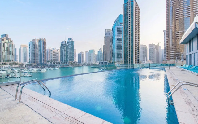 Iconic Marina Stay Cayan Tower 2BR