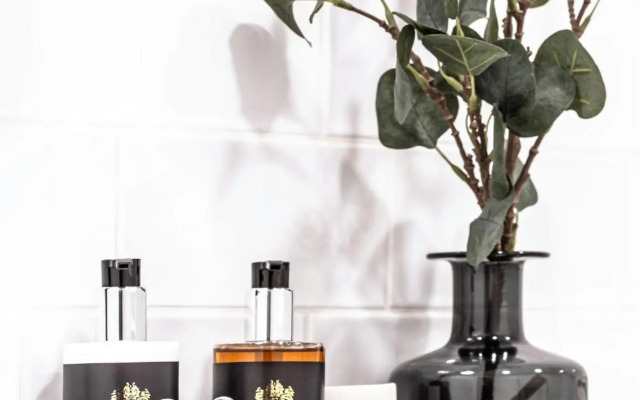 TurnKey Apartment Train Station