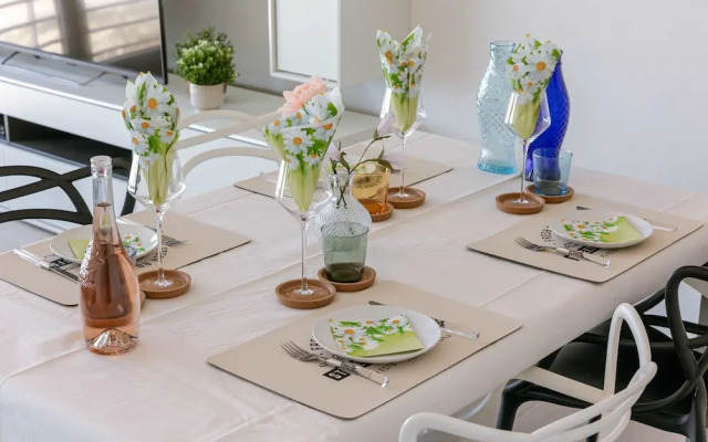 Huswell - Seafront Appartment With Stunning Views