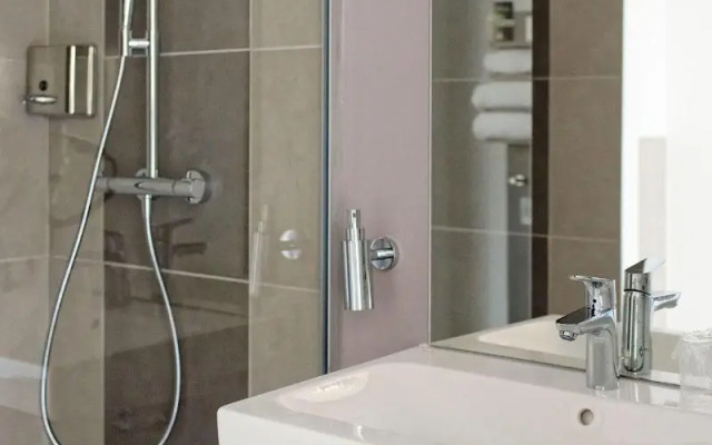 Hôtel Akena Besançon