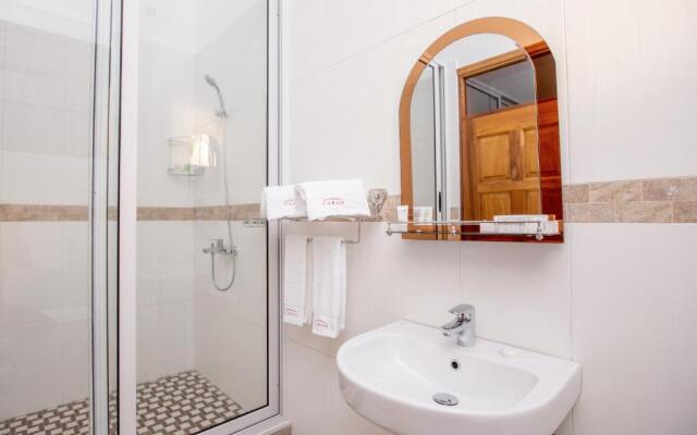 Caran Hotel Apartments