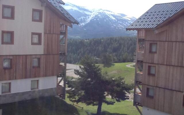 ANCOLIE 23 Les Chalets de Super D