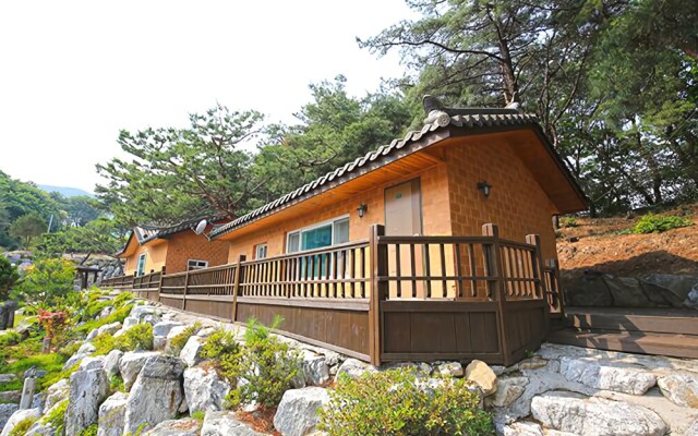 Yeoju Draw a Forest Pension