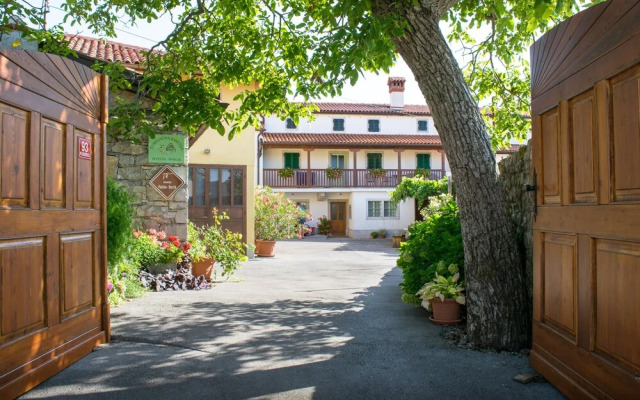 Tourist Farm Petelin-Durcik