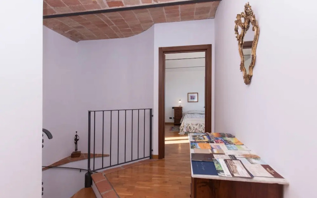 The Grape Pergola House