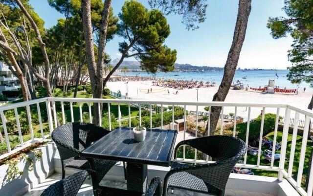 Sofia Alcudia Beach