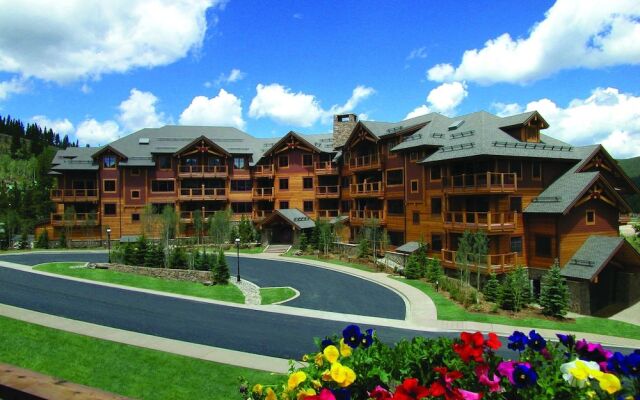 Mountain Thunder Lodge 1213 1 Bedroom Condo by RedAwning