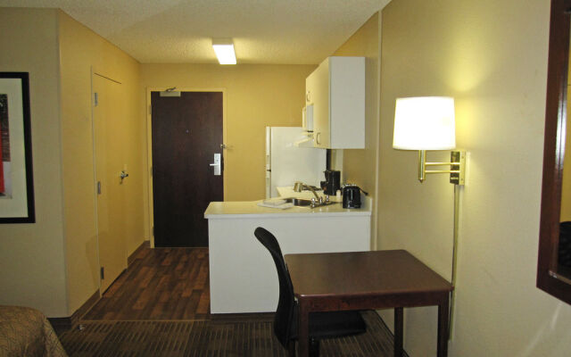 Extended Stay America Los Angeles Valencia