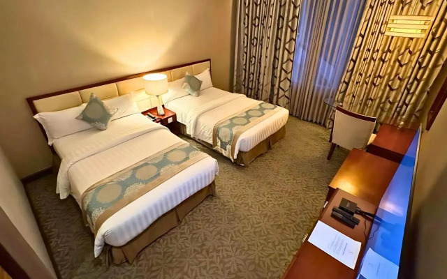The Avenue Plaza Hotel