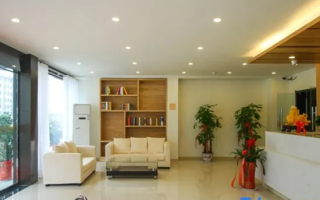 Zaihai Yifang Holiday Hotel