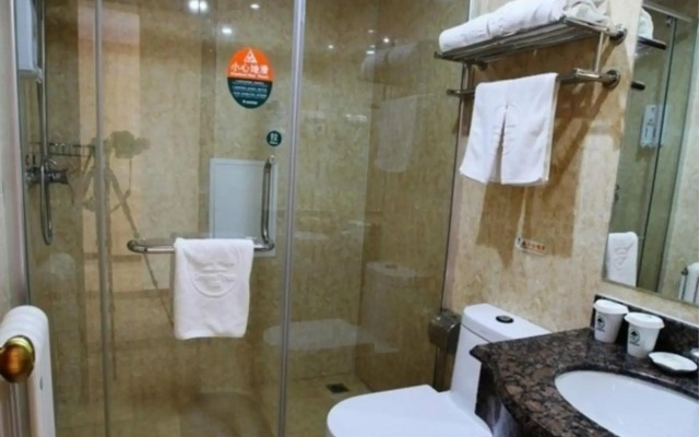 GreenTree Inn Qinhuangdao Olympic Center Express