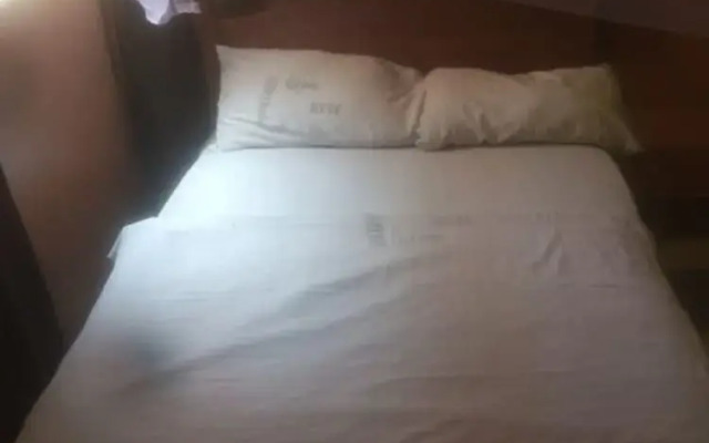 New Rwathia Guest House