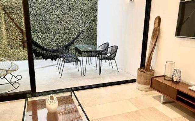 Luxury 5th Avenue Menesse 32