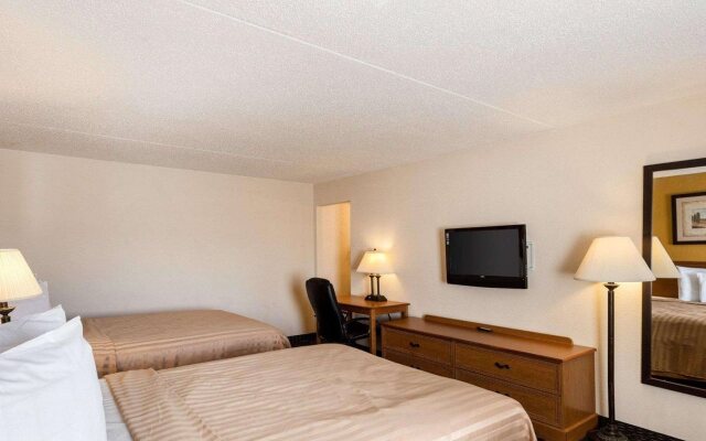 Rodeway Inn & Suites