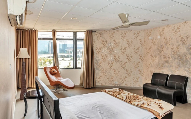 OYO 11614 Hotel VVIP Stays