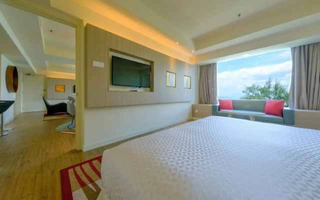 Mercure Penang Beach