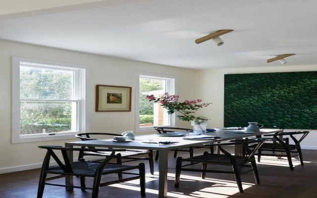 The Roundtree, Amagansett