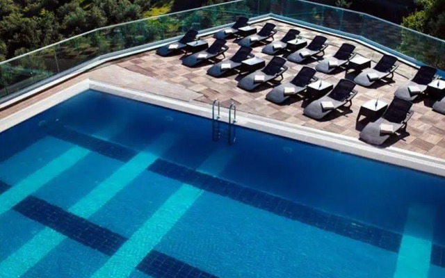 Rezone Health & Oxygen Hotel