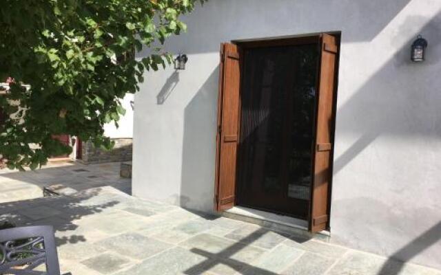 Aethri Pelion Suites