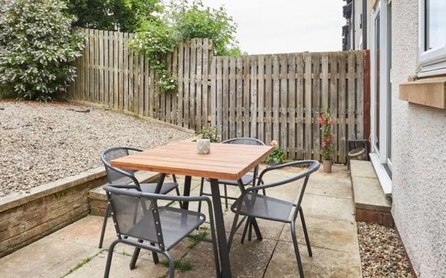 Host Stay Beachcomber s Rest