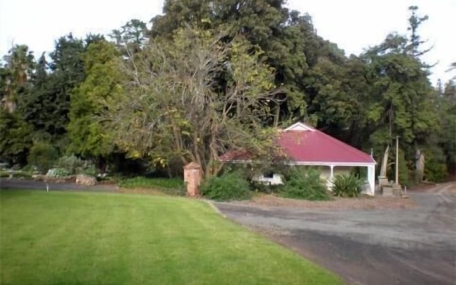 Brown's House Bed and Breakfast