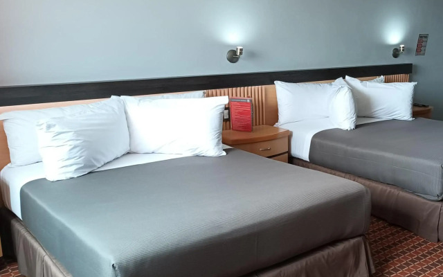 Suites Inn La Muralla Metepec