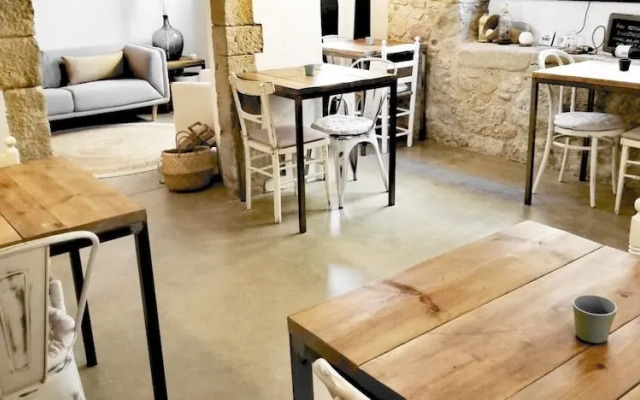 Cal Nou 9 - Gastro & Rural Rooms - Adults Only
