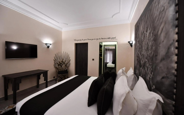Oscar Hotel by Atlas Studios
