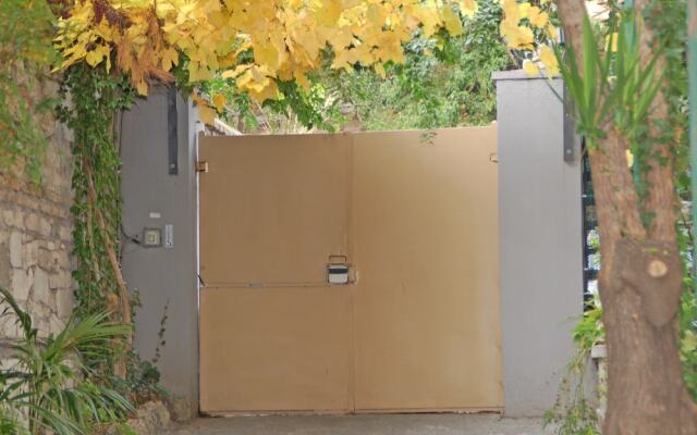 Cristina's Residence