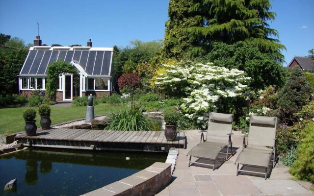 The Old Hall Country House