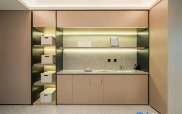 JI Hotel (Urumqi Kashgar East Road Tongjia International Port Hotel)