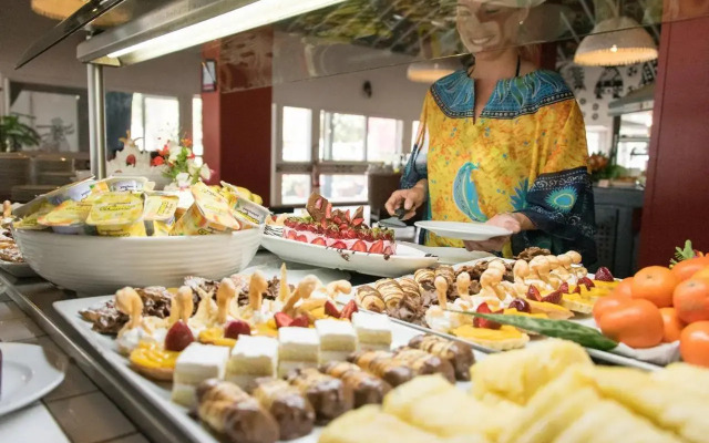 Le Saly Hotel & Club Les Filaos