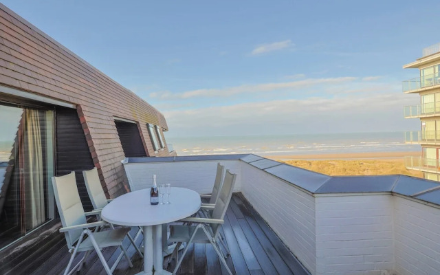 Penthouse on Belgian Coast With Sea Views