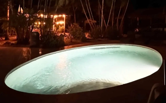 Casa Bonita - 5BR With Pool Walk to Beach